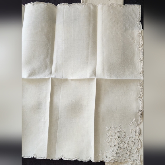 TEN NATURAL LINEN NAPKINS WITH DRAWN THREAD EMBROIDERY - Picture 2 of 7